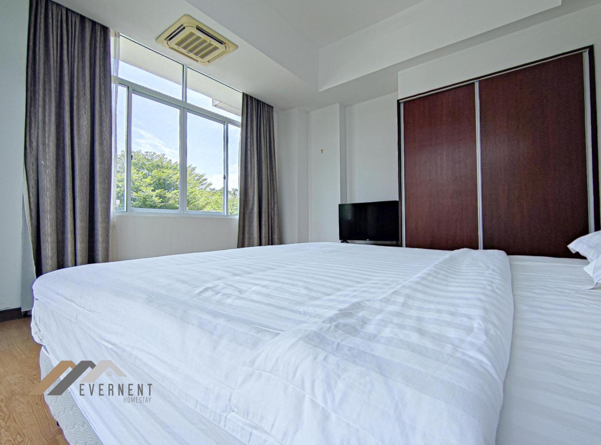 Bay Resort By Evernent Miri Luaran gambar