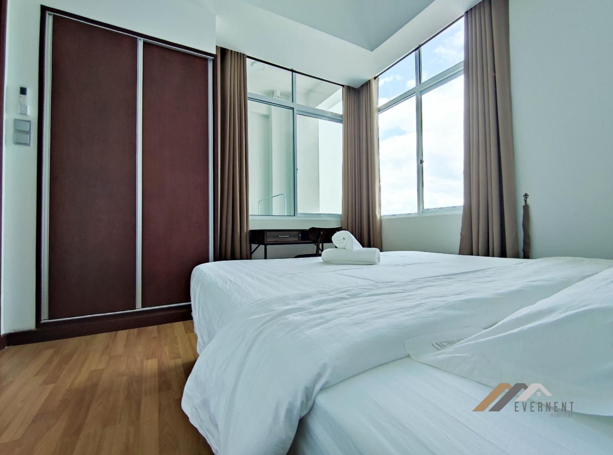 Bay Resort By Evernent Miri Luaran gambar